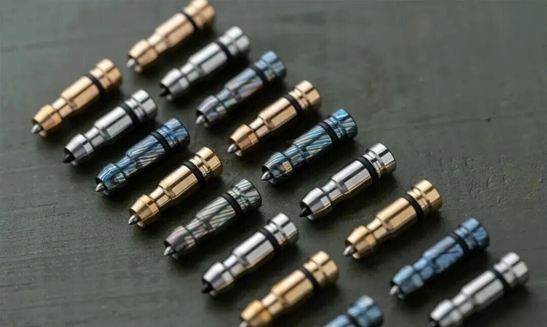 Breaker armor-piercing rounds